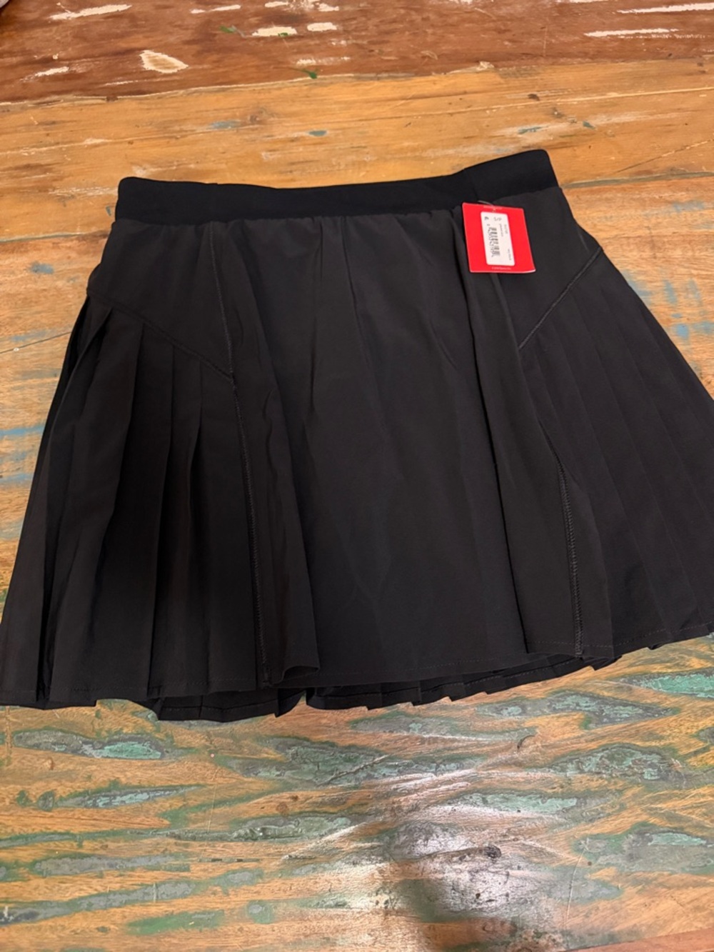 Women's Black Pleated Mini Skirt with Elastic Waistband